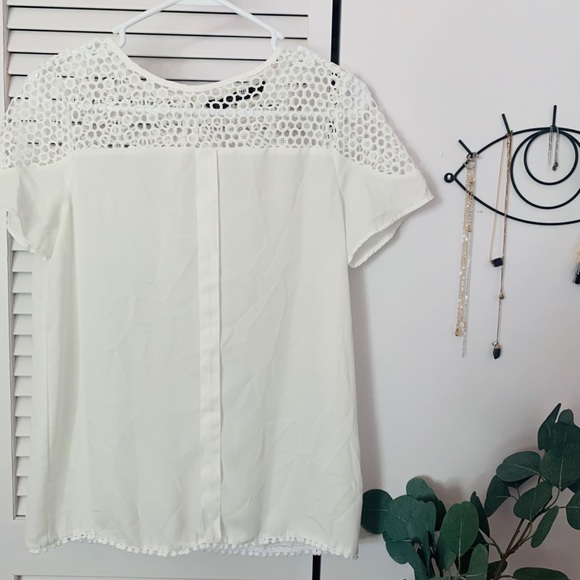 ZARA | White semi opened blouse - Picture 2 of 3